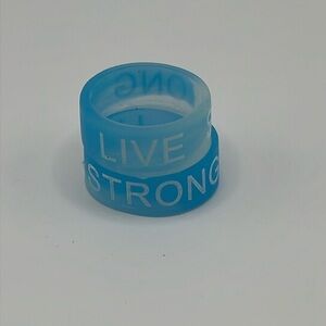 Silicone Ring Set LIVE STRONG Stretch Rings